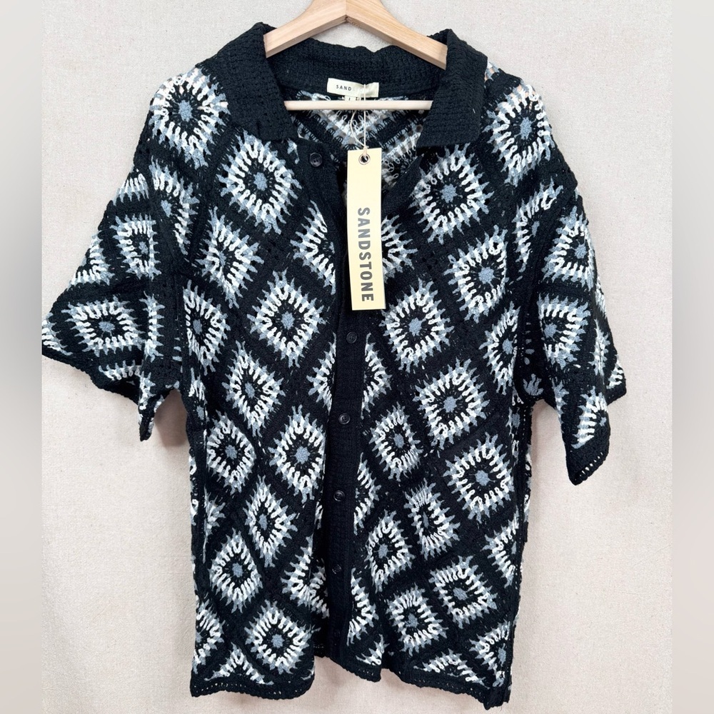 Sandstone Men's Button-Up Shirt Size L Black/White Geometric Short Sleeve Top